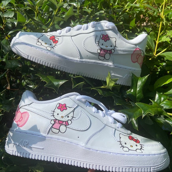 Hello Kitty Air Force 1s - Picture 2 of 3